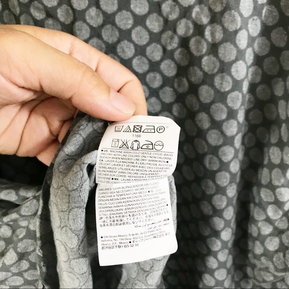 Old Navy Shirt Womens XL Extra Large Gray Polka Dot Sleeveless Top - Picture 5 of 7